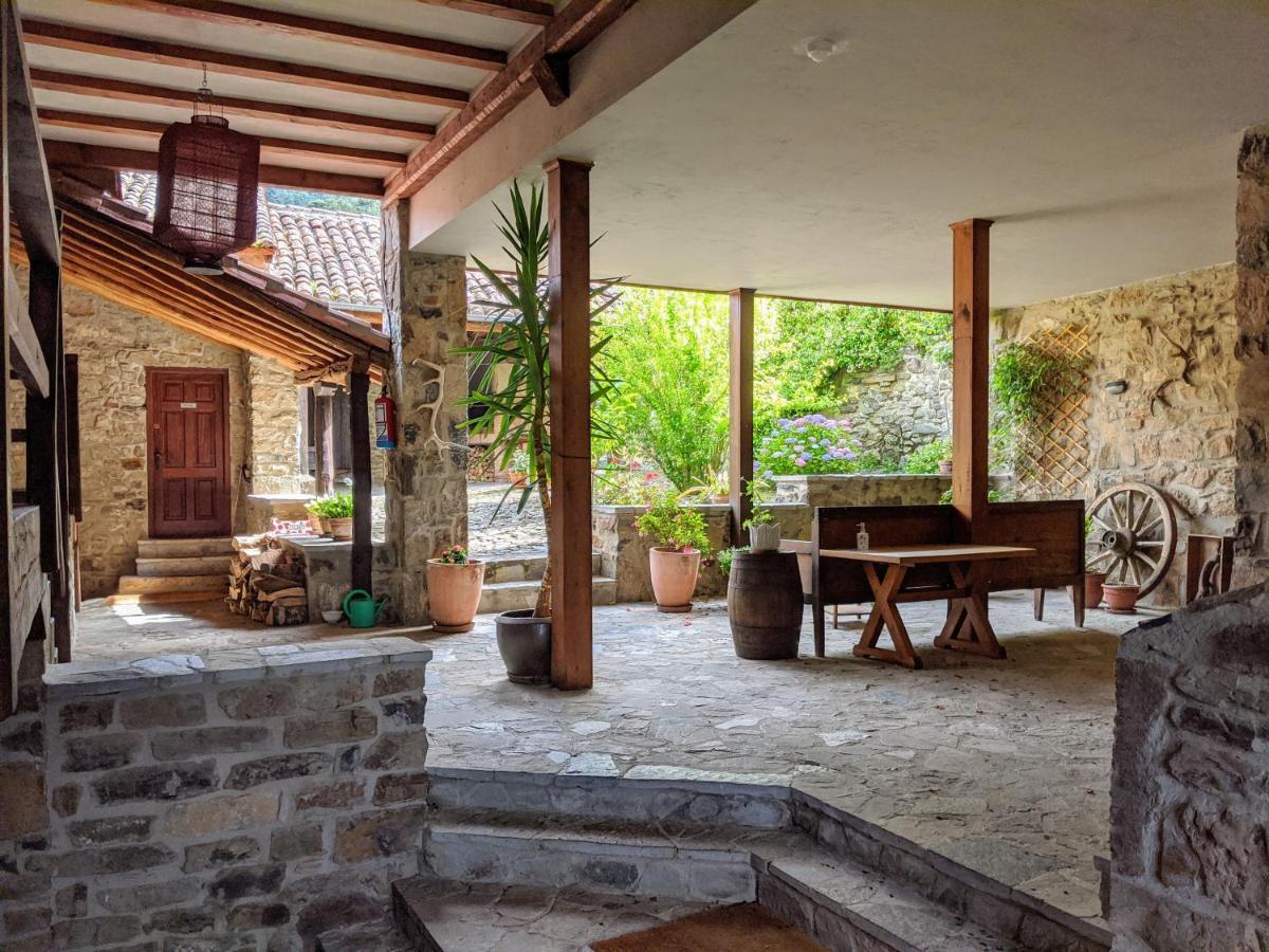 Olmares Terrace Apartment - Picos De Europa Lomena Ngoại thất bức ảnh